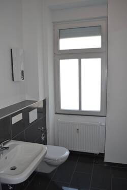 Badezimmer - Etagenwohnung mit 60,00 m&sup2; in Saarbrücken zur Miete