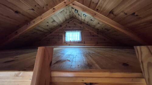 kleine Schlafmöglichkeit - 