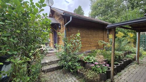 Eingangsbereich Holzhaus - 1 Zimmer Mehrfamilienhaus, Wohnhaus zum Kaufen in Bad Muskau