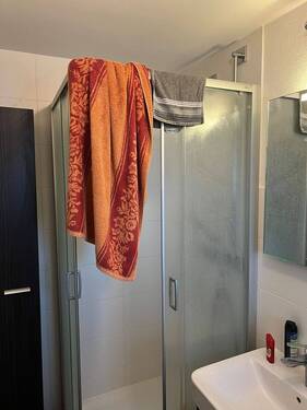 Modernisiertes Badezimmer - 