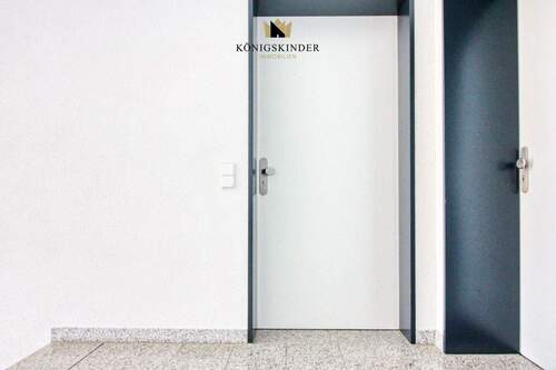 helles Treppenhaus - 2 Zimmer Etagenwohnung in Lahr/Schwarzwald