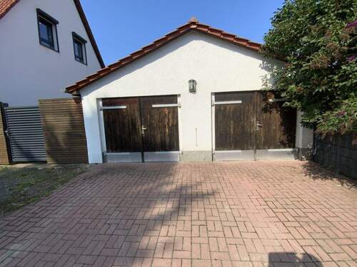 Doppelgarage - Doppelhaushälfte mit 103,00 m&sup2; in Sömmerda zum Kaufen