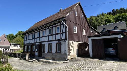Seitenansicht m. Garage - 5 Zimmer Einfamilienhaus in Kurort Jonsdorf