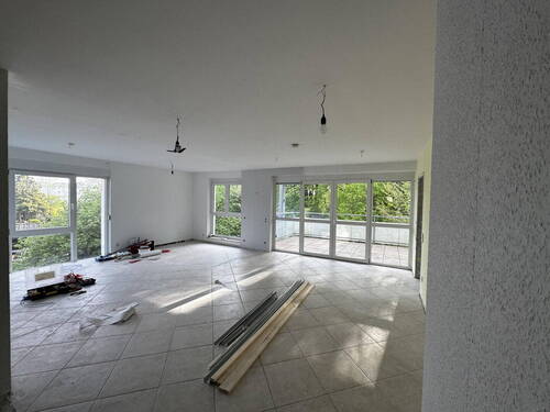 Wohn-Essbereich - Großzügige 5-Zimmer-Wohnung nach Sanierung - Raum für die ganze Familie