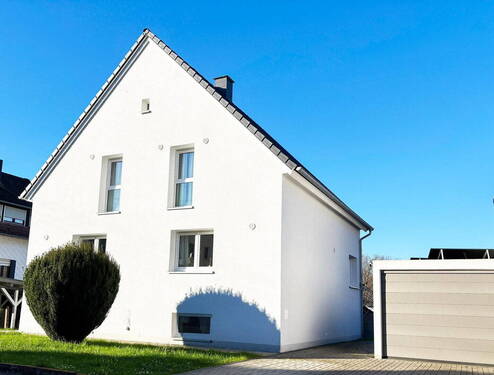 Frontansicht - 5 Zimmer Einfamilienhaus zum Kaufen in Nonnweiler