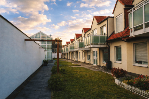 Ansicht vom Hof - 3 Zimmer Etagenwohnung zur Miete in Oschatz
