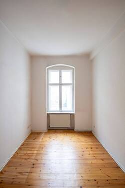 Zimmer 2 - 2 Zimmer Etagenwohnung zum Kaufen in Berlin