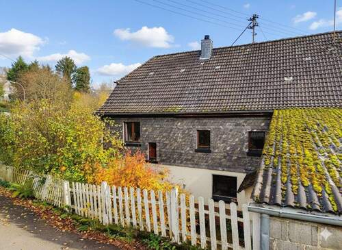 Rückansicht Haus - 6 Zimmer Bauernhaus, Landhaus in Altenkirchen VG
