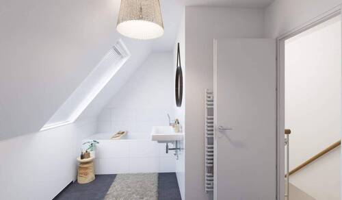 Ein modern gefliestes Badezimmer - 