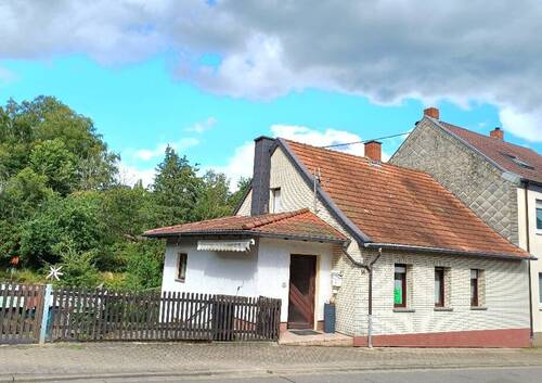Ansicht - 3 Zimmer Mehrfamilienhaus, Wohnhaus in Saarbrücken