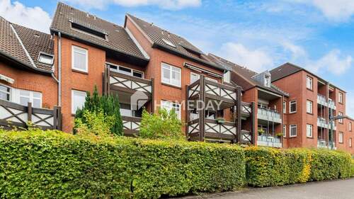 Außenansicht 3 - 2 Zimmer Etagenwohnung zum Kaufen in Büdelsdorf