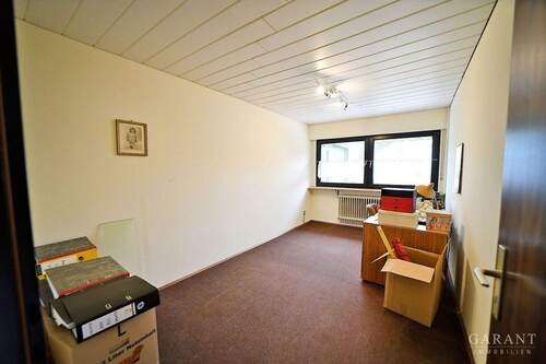 Kind 2 - Arbeitszimmer - 