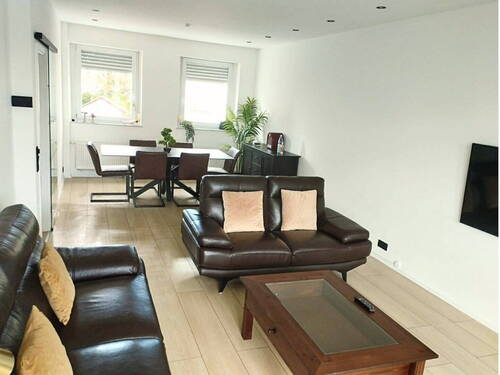 Wohn- und Essbereich - Mehrfamilienhaus, Wohnhaus mit 290,00 m&sup2; in Solingen zum Kaufen