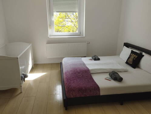 Schlafzimmer OG. 1 - 