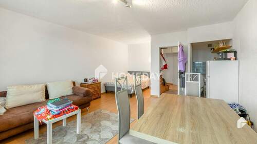 Wohnzimmer 2 - 1 Zimmer Etagenwohnung in Bad Bramstedt