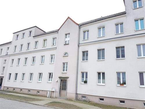 Hausansicht - 3 Zimmer Etagenwohnung zur Miete in Lutherstadt Wittenberg