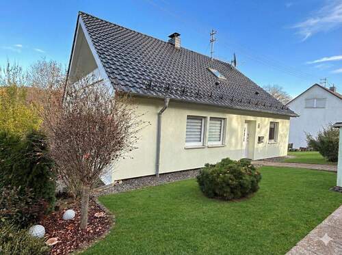 Bild 2 - 4 Zimmer Einfamilienhaus zum Kaufen in Alsdorf