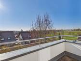 Aussicht Dachterrasse - Helle 3-Zi.-Dachgeschosswohnung mit TG-Stellplatz in Rottweil