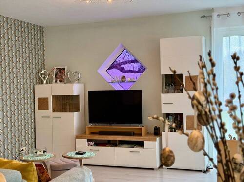 Wohnbereich - Etagenwohnung mit 90,40 m&sup2; in Ludwigshöhe zum Kaufen