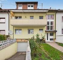 Viel Raum für Ideen: Attraktives Mehrfamilienhaus mit Garten und Werkstatt - Karlsruhe / Knielingen