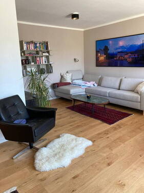 Wohn/Esszimmer Perspektive 2 - 3 Zimmer Etagenwohnung in München