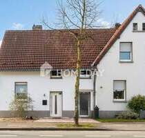 Historischer Charme trifft moderne Ausstattung - stilvoll saniertes Reihenendhaus in ruhiger Lage - Gladbeck Schultendorf