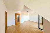 Wohnzimmer - 2 Zimmer Etagenwohnung zum Kaufen in Gundelfingen an der Donau
