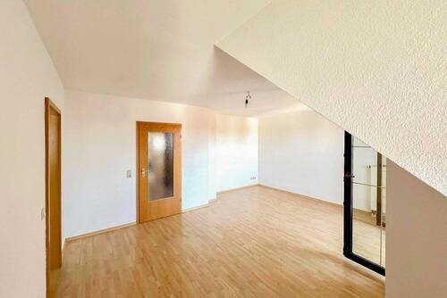 Wohnzimmer - 2 Zimmer Etagenwohnung zum Kaufen in Gundelfingen an der Donau