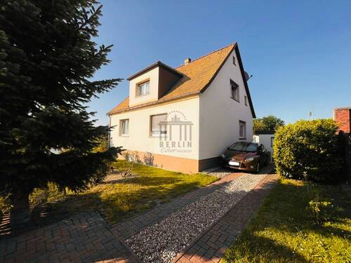 Blick in Richtung EFH / Zufahrt - 