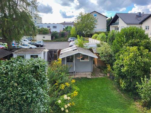 Blick vom Balkon in den Garten - 