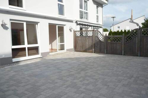 sonnige Terrasse - Doppelhaushälfte mit 132,00 m² in Forchheim zur Miete