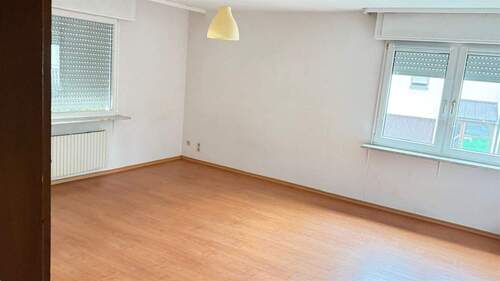 EG (groß) Zimmer 1 - 