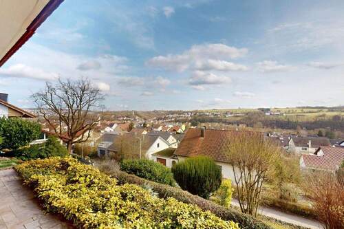 Aussicht Ost - 7 Zimmer Einfamilienhaus in Neudenau-Herbolzheim