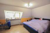 Schlafzimmer 2. OG - Einfamilienhaus in Amberg zum Kaufen