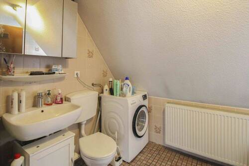 Badezimmer 2. OG - 