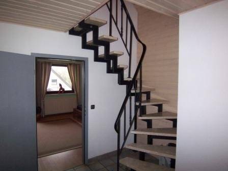Treppe ins 2 OG - 
