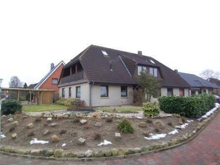Hausansicht - Ruhige - 5 Zi.-Dachgeschosswohnung - Lohe Rickelshof