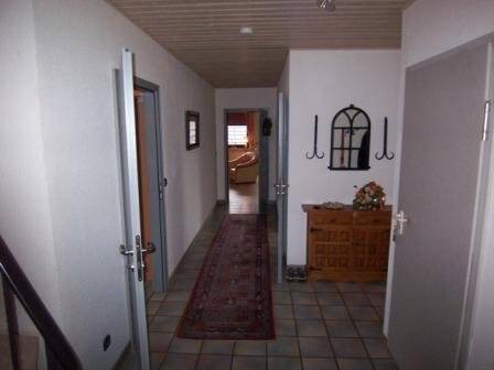 Flur - 5 Zimmer Etagenwohnung in Lohe-Rickelshof