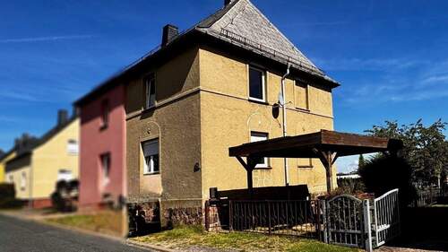 Straßenansicht - 4 Zimmer Doppelhaushälfte zum Kaufen in Mittweida