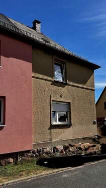 Straßenansicht - 4 Zimmer Doppelhaushälfte in Mittweida