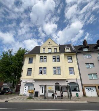 Seitenblick Schaufensterseite - Gewerbeobjekt (Büro, Produktion, Verkauf) zur Miete in Düsseldorf