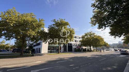 Seitenansicht - Büro zum Kaufen in Regensburg / Prüfening