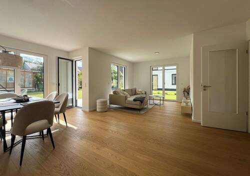 WHG A-01 Wohnzimmer - 3 Zimmer Etagenwohnung zum Kaufen in München