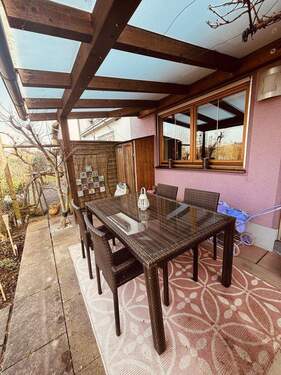 Garten unter der Pergola - 