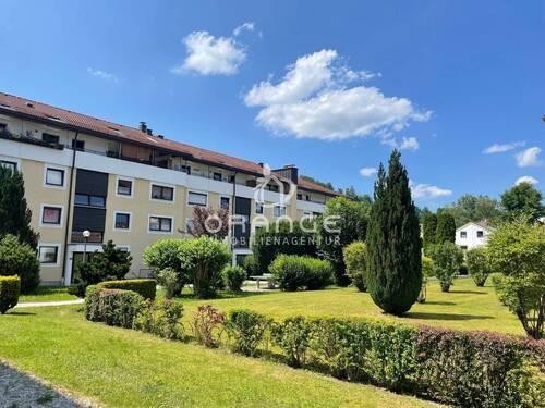 Ansicht Innenhof - 3 Zimmer Etagenwohnung zum Kaufen in Wolfratshausen