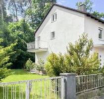 Sofort einziehen!! Attraktive Doppelhaushälfte mit großem Garten in Nürnberg, Reichelsdorf