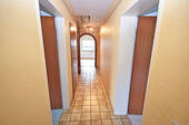 Flur EG Bild 2 - 