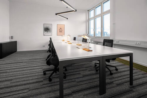Büroraum mit 6 Arbeitsplätzen - Büro zur Miete in Gießen