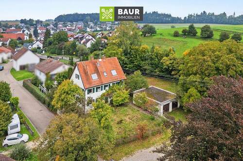 Luftaufnahme - 8 Zimmer Einfamilienhaus in Illerrieden