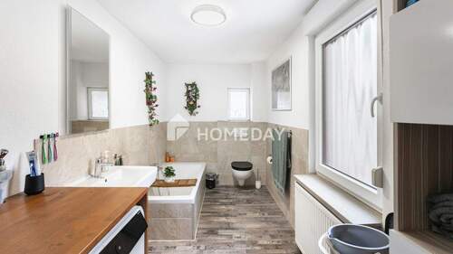 1. OG Badezimmer 1 - 